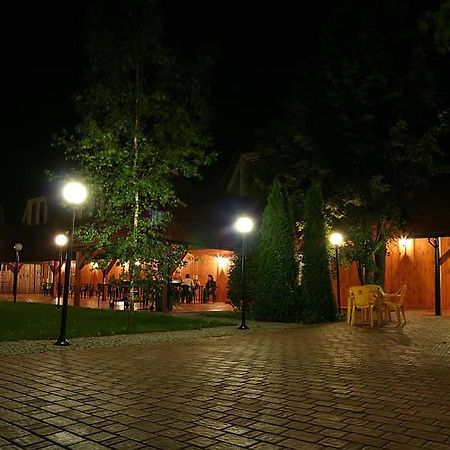 Hotel Tenishouse Марки Экстерьер фото