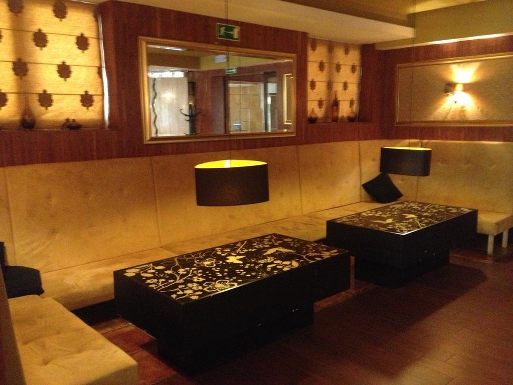 Hotel Tenishouse Марки Экстерьер фото