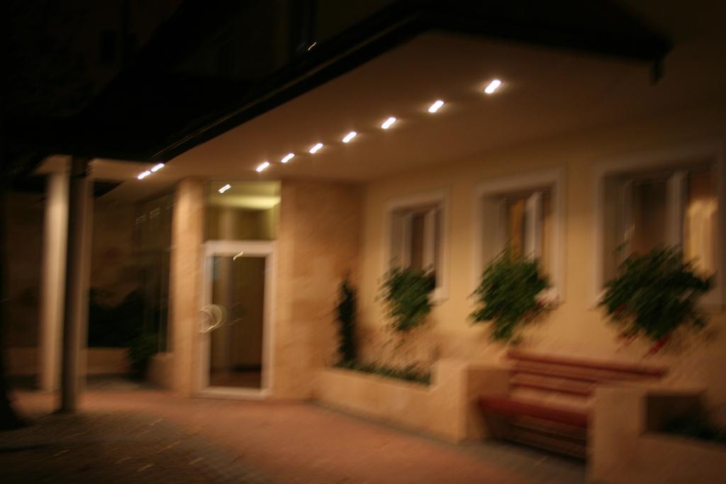 Hotel Tenishouse Марки Экстерьер фото