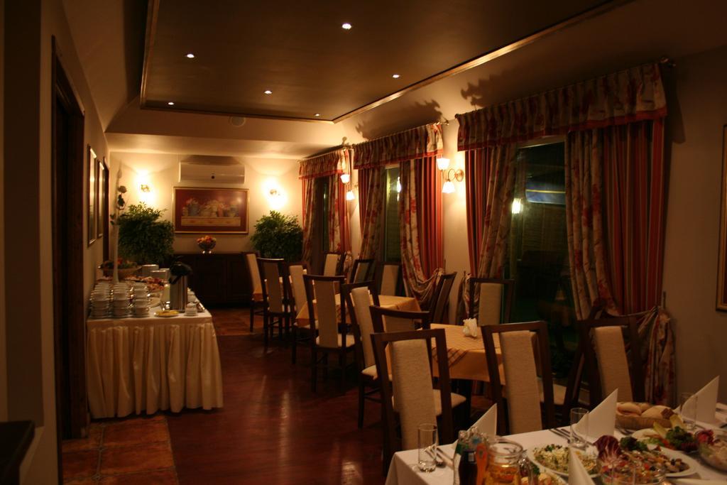 Hotel Tenishouse Марки Экстерьер фото