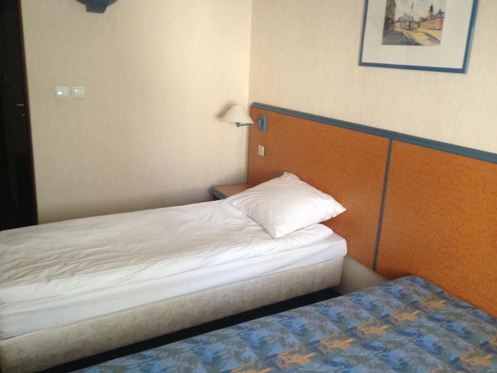Hotel Tenishouse Марки Номер фото