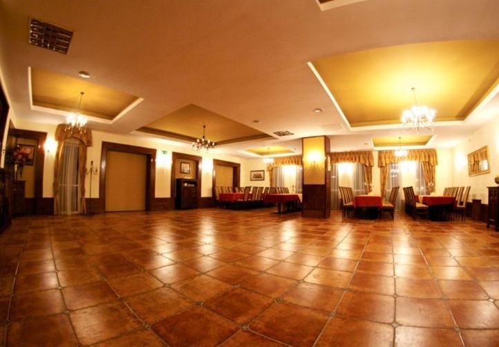Hotel Tenishouse Марки Экстерьер фото